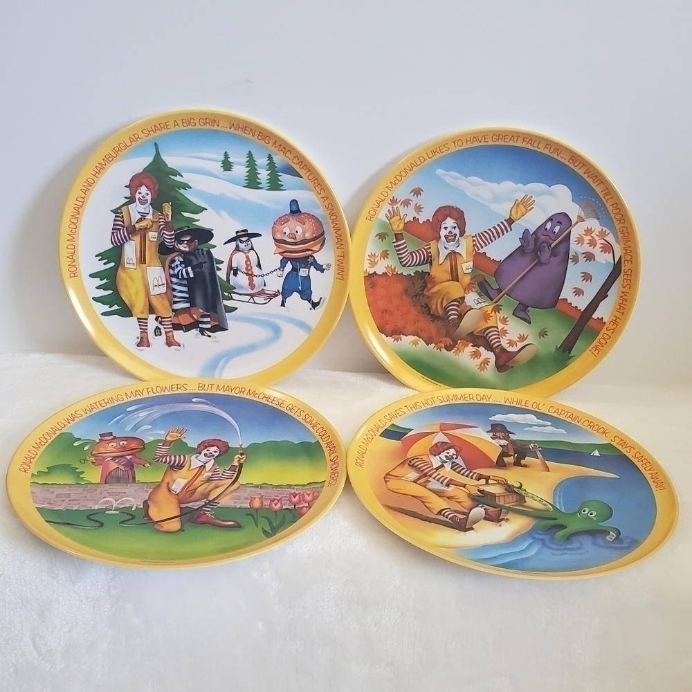 RONALD McDonald 1977 Vintage 4 Plate Set By Lexington 10" Diameter